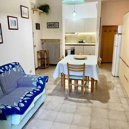 Apartman Delizioso Sul Lungomare Carducci *