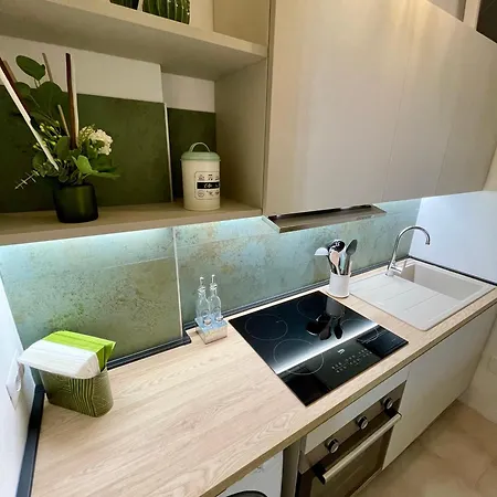 Delizioso Sul Lungomare Carducci Apartman